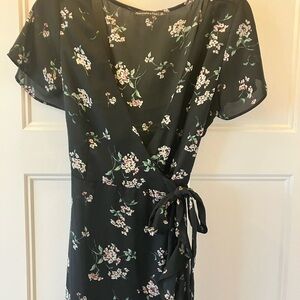 Abercrombie and Fitch wrap dress black floral
